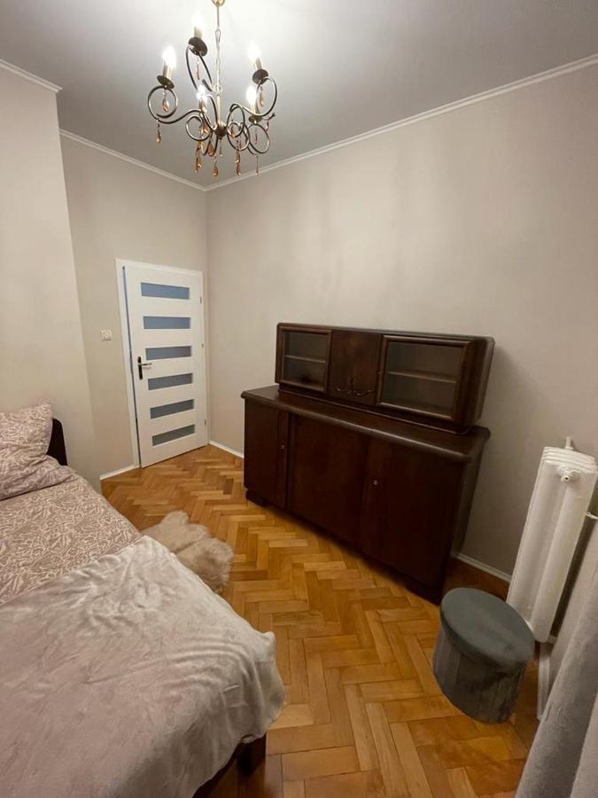 Stylowy Apartament W Centrum Wrocław Kültér fotó