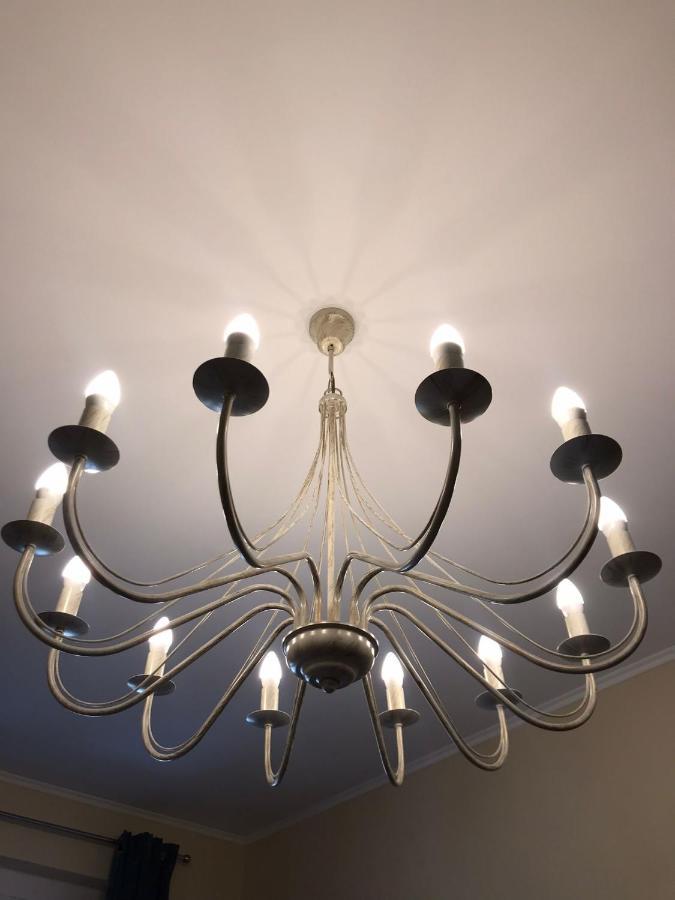 Stylowy Apartament W Centrum Wrocław Kültér fotó