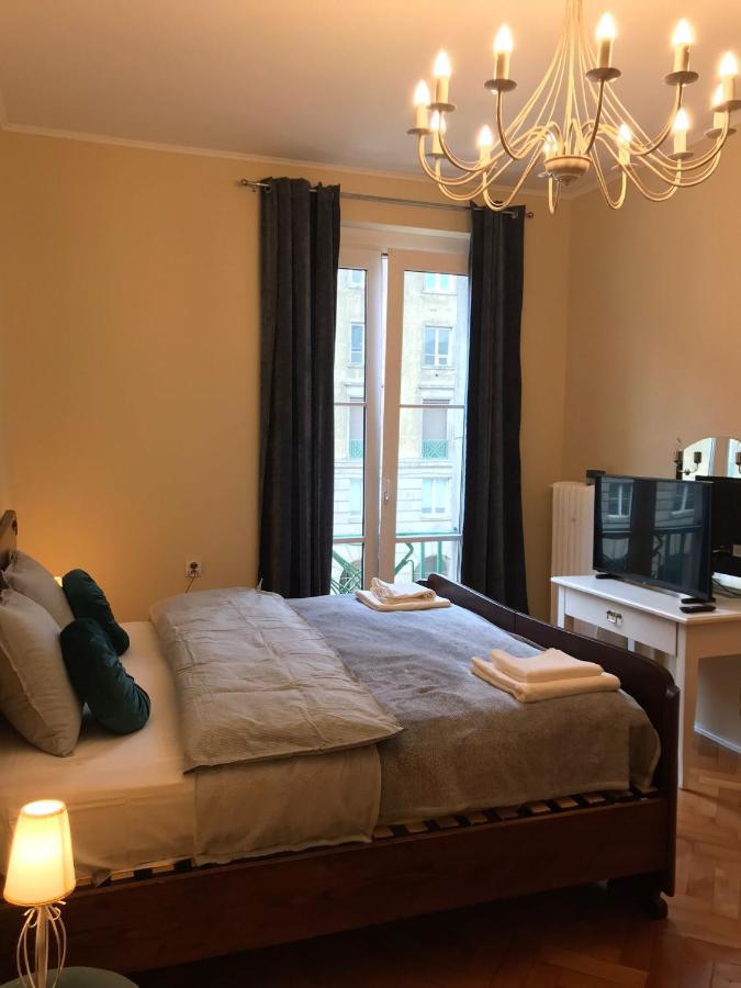Stylowy Apartament W Centrum Wrocław Kültér fotó