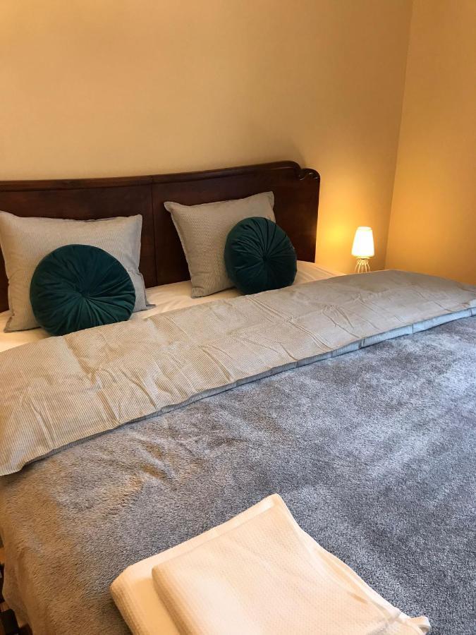 Stylowy Apartament W Centrum Wrocław Kültér fotó